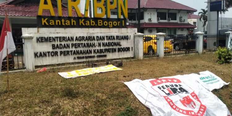 OTT KPK di BPN Bogor Disambut Syukuran Warga