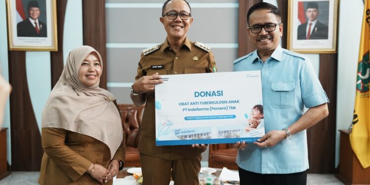 Pemkot Sukabumi Fokus Atasi Penyakit Sosial, Terima 977 Paket OAT Anak dari Indofarma