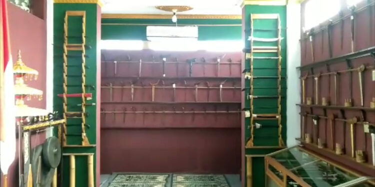Pusaka Sunda Galuh Dan Pajajaran Dipamerkan Di Museum Keris Cibinong