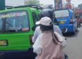 Unit Lantas Timur Berjibaku Urai Macet di Depan Lorena Tajur