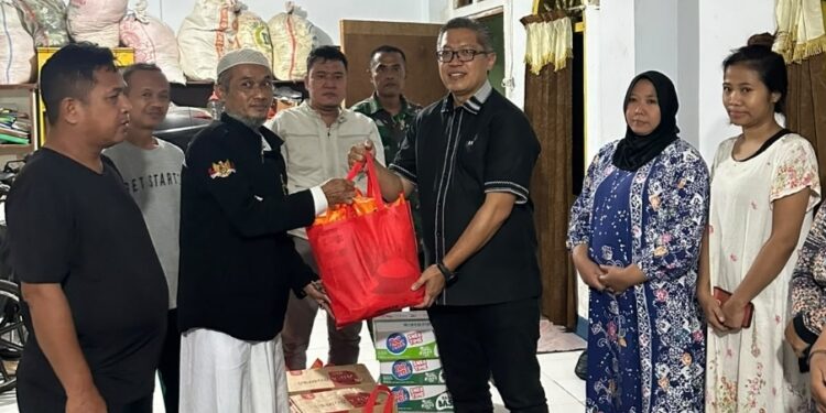 Kebakaran Bondongan Berdampak pada 34 Jiwa, Dadang Salurkan Bantuan