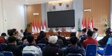 Mediasi Memanas, 26 KK Tugu Utara Minta Hak Pekerja PT SSBP Dipenuhi