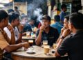 Kebiasaan Merokok di Kalangan Pria Jadi Fashion Kehidupan Sehari-hari