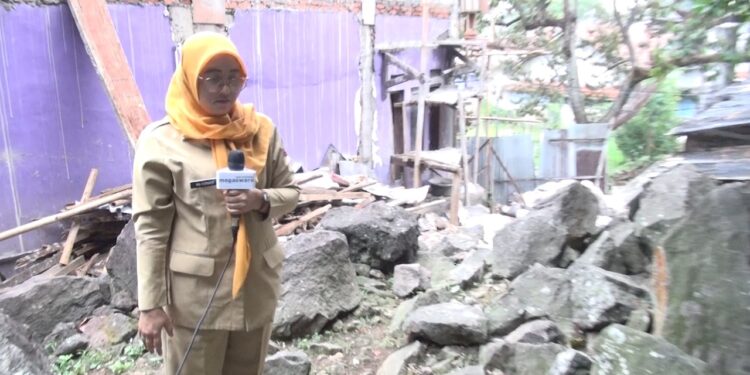 Punden Berundak Gunung Batu, Jejak Megalitikum Di Tengah Kota Bogor
