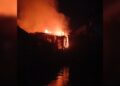 Diduga Korsleting Listrik 7 Rumah Terbakar Di Kadudampit Sukabumi