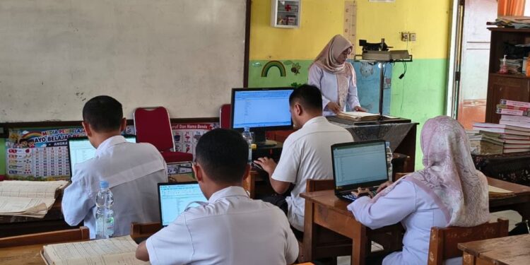 Digitalisasi Buku Induk Sekolah SD-SMP, Pemkab Bogor Amankan Arsip Pendidikan