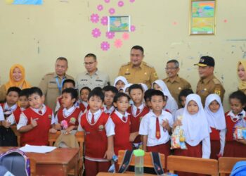 Abu Vulkanik Anak Krakatau, Rudy Susmanto Terapkan PJJ bagi Siswa di Kabupaten Bogor