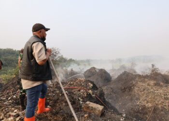 Rudy Susmanto Kerahkan 600 Personel Tangani Kebakaran TPA Galuga, di Titik Area Pengelolaan Sampah Wilayah Kota Bogor