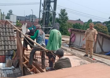 Pemdes Mekarjaya Revit Kantor Desa Jadi Dua Lantai Dalam 75 Hari